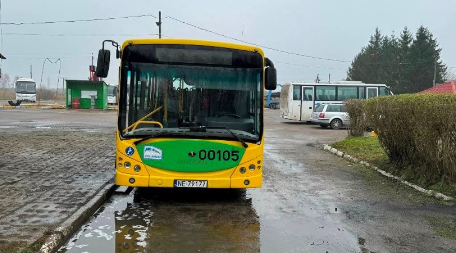 nowy autobus nowy dwor gd 12