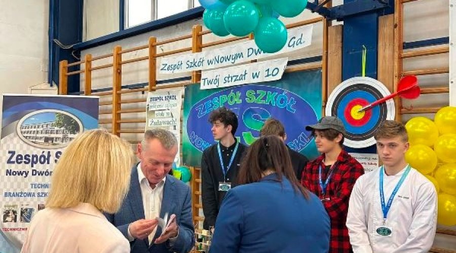 targi edukacyjne nowy dwór gd (21)