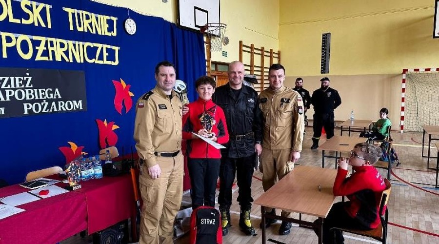 mlodziex zapobiega pożarom (1)