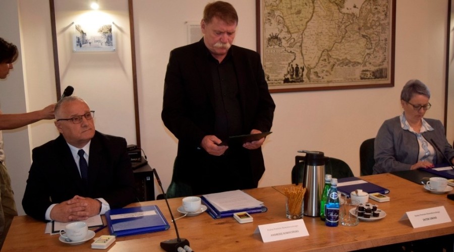 slubowanie wybory starosty powiat nowodworski021