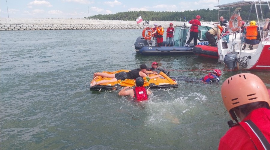 cwiczenia sluzb na przekopie06