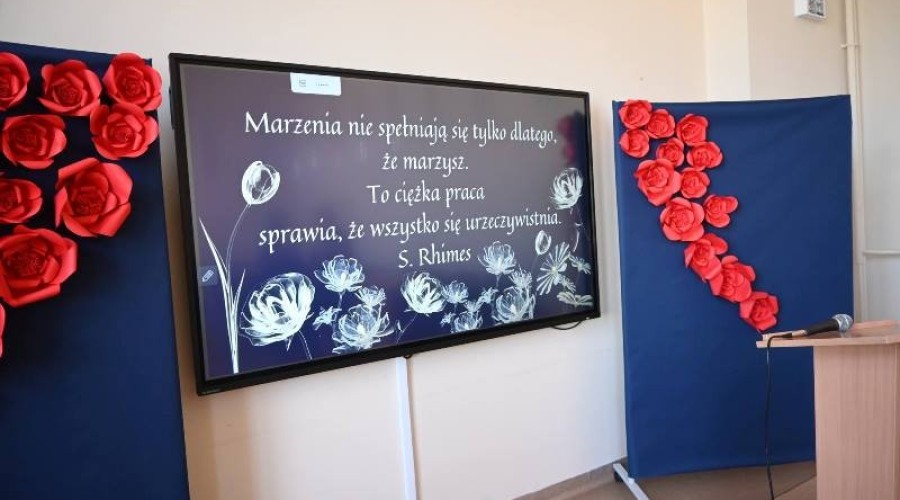 zakonczenie roku liceum ndg (1)