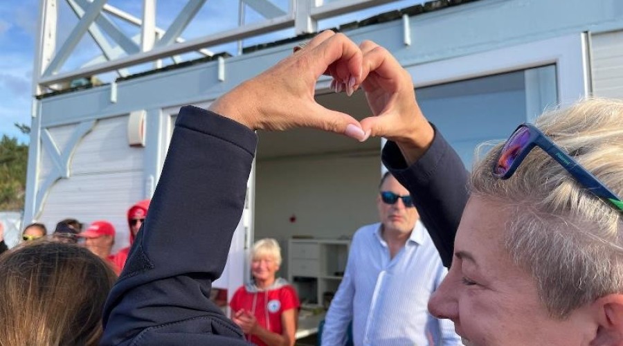 Policjanci pożegnali ratowników WOPR (4)