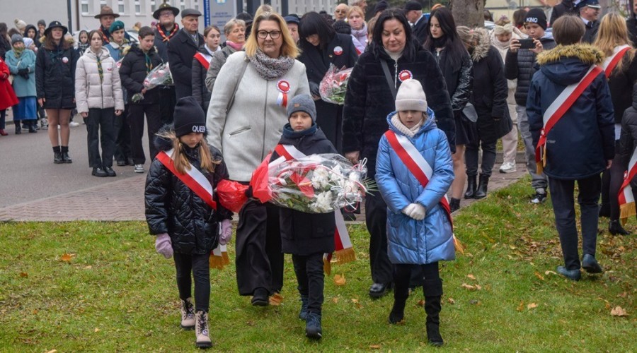 narodowe swieto niepodległosci w nowym dworze gd (49)