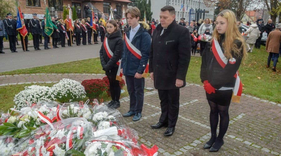 narodowe swieto niepodległosci w nowym dworze gd (50)