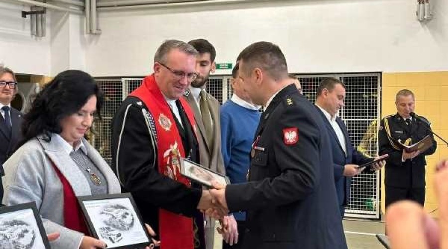 NOWY WOZ PSP NOWY DWÓR GD12