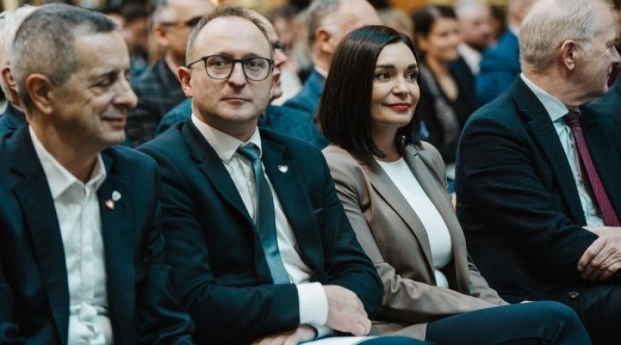 xi-metropolitalne-spotkanie-noworoczne-ustawa-juz-na-finiszu-prac-gallery-921265-full