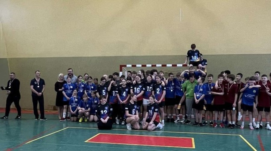 Mistrzostwa Powiatu w Piłce Ręcznej w Sztutowie (3)