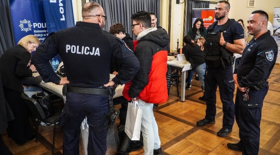 policja targi pracy (11)