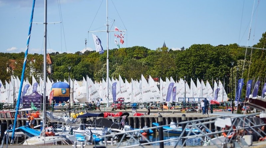 499922647_1297983765668626_6917671972076366973_n