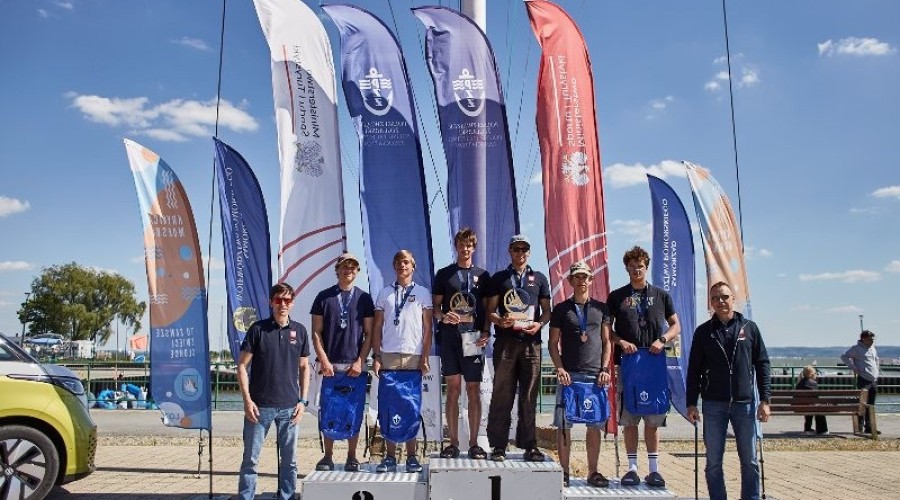 500092271_1298368745630128_1561517880556588578_n