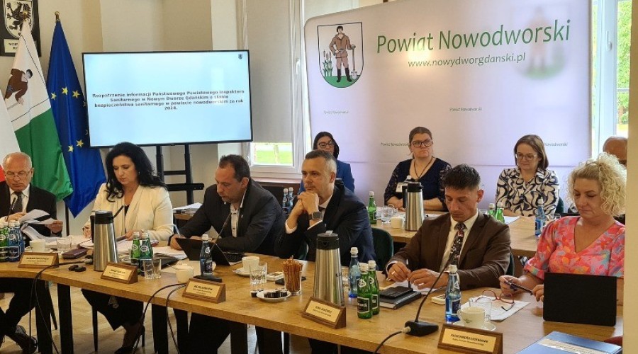 sesja rady powiatu nowodworskiego 17.06 (31)