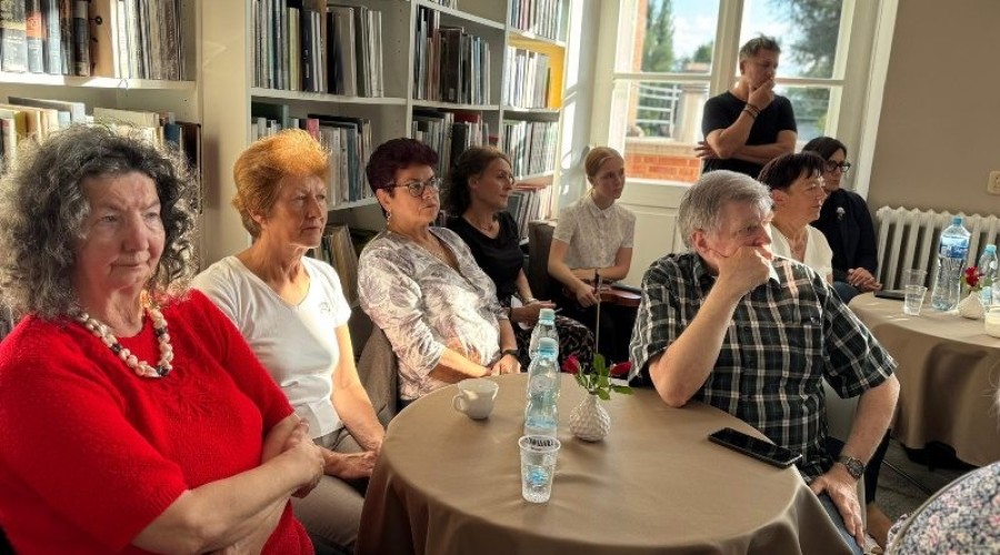 NARODOWE CZYTANIE (6)