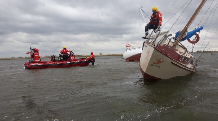 zalew wislany jachty na mieliźnie (5)