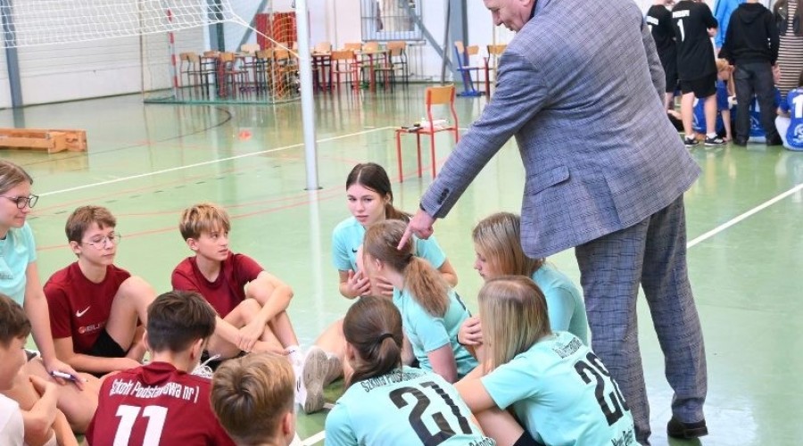 Nowy Dwór Gdański, Hennef i Velká nad Veličkou 7