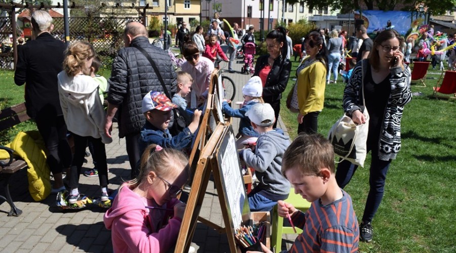 Nowy Dwór Gd. Art Majówka przed Żuławskim Ośrodkiem Kultury  (12)