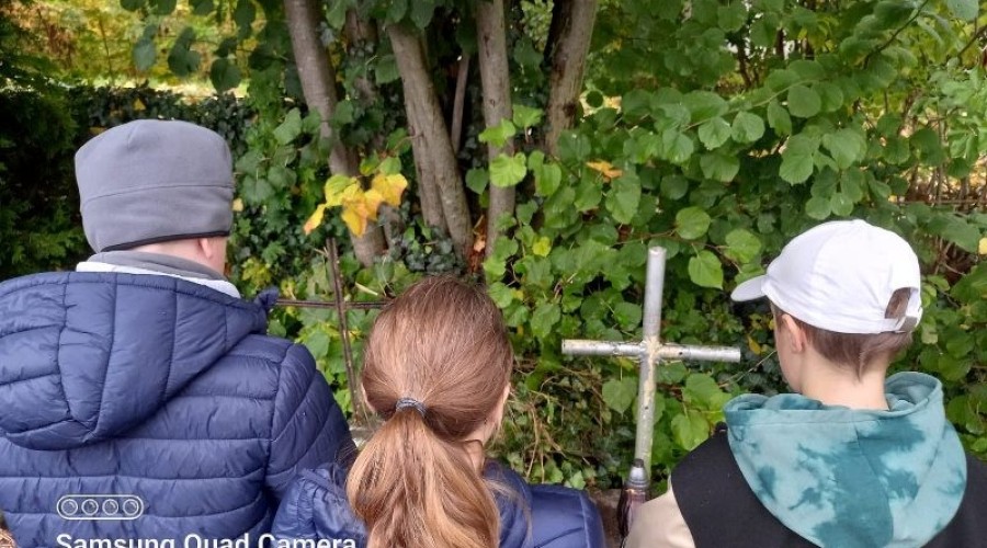 sprzatanie cmentarzy (8)