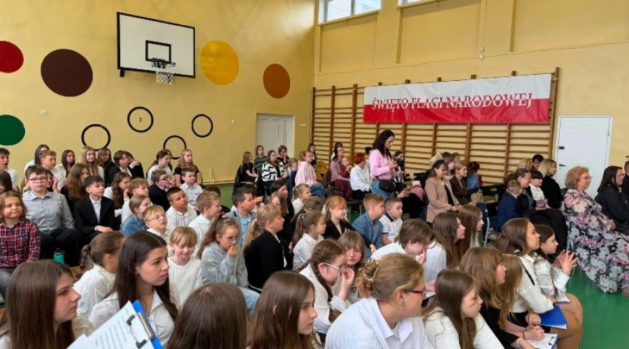 XVIII Konkurs z okazji Dnia Flagi RP w Szkole Podstawowej nr 1 w Nowym Dworze Gdańskim (18)