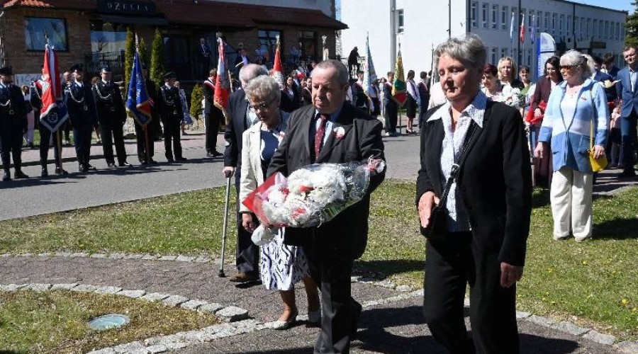 Uroczyste obchody Święta Narodowego Konstytucji 3 Maja w Nowym Dworze Gdańskim  (10)