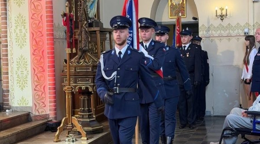 Uroczyste obchody Święta Narodowego Konstytucji 3 Maja w Nowym Dworze Gdańskim  (25)