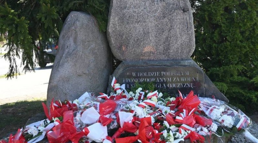 Uroczyste obchody Święta Narodowego Konstytucji 3 Maja w Nowym Dworze Gdańskim  (3)