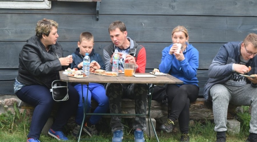 Niebieski piknik autyzm (118)