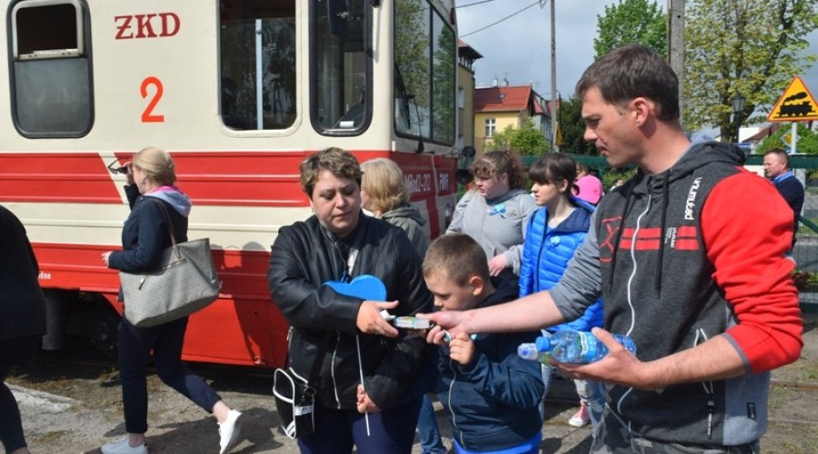 Niebieski piknik autyzm (16)