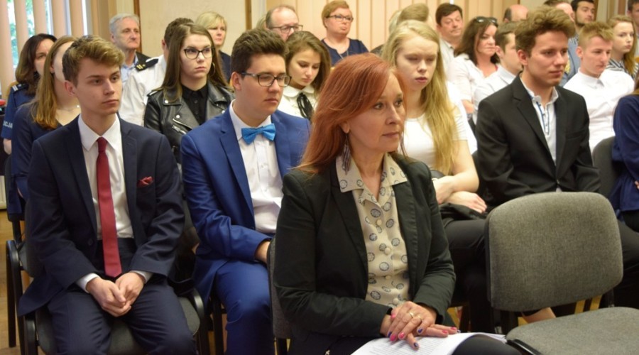 sesja rady powiatu nowodworskiego09