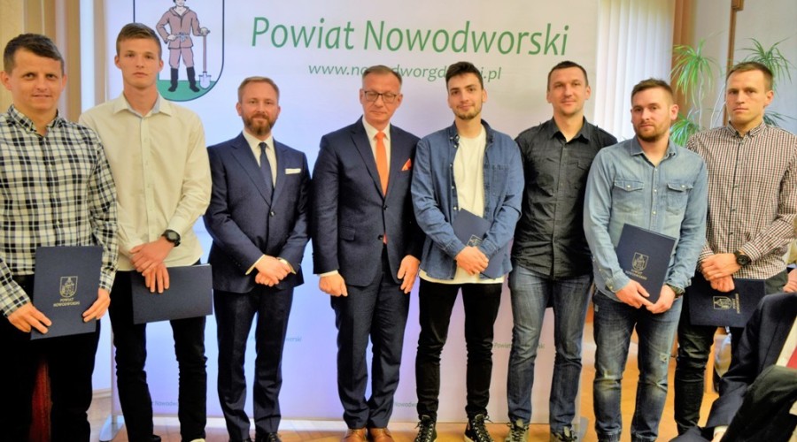 sesja rady powiatu nowodworskiego27