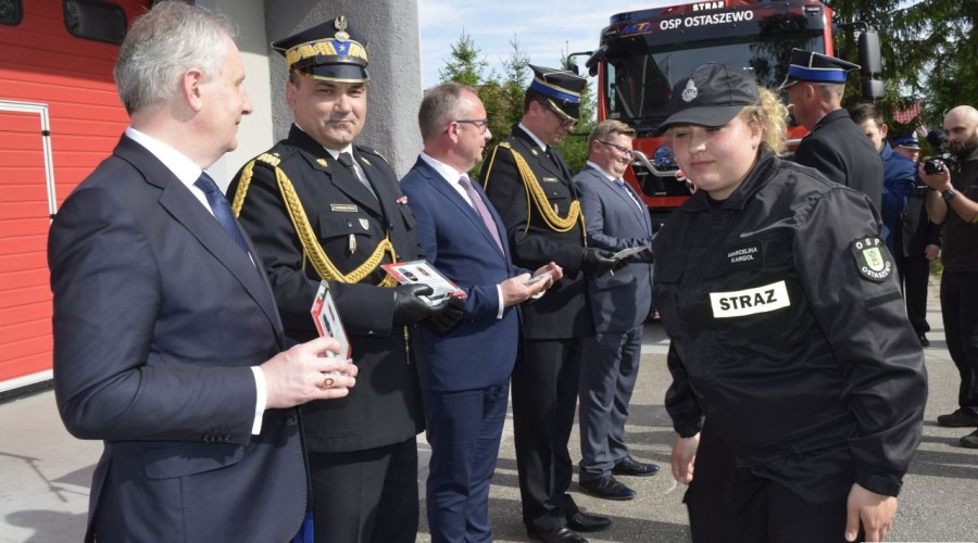 nowy wóz strażacki ostaszewo (22)