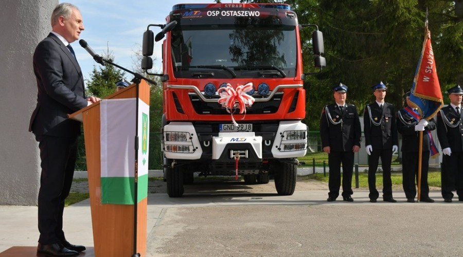 nowy wóz strażacki ostaszewo (5)