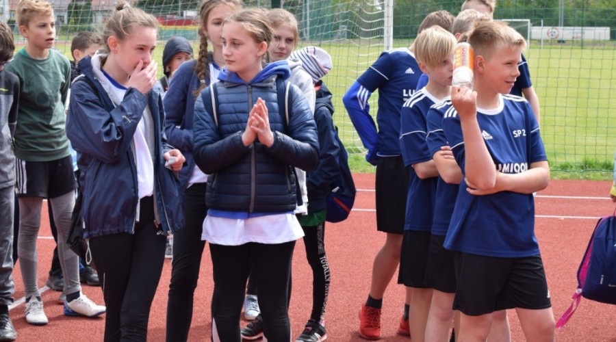 Nowy Dwór Gdański. Zawody lekkoatletyczne w czwórboju (6)