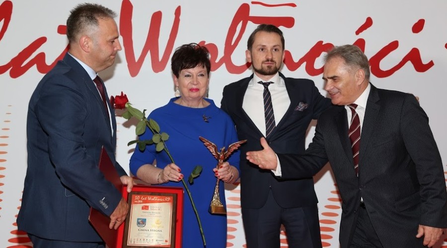 wójt ewa dąbska wójt 30-lecia wolności (3)