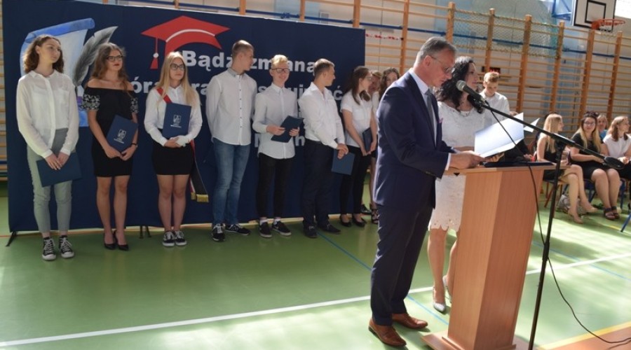 Zakończenie roku szkolnego zespół szkół nr 1 ndg (134)