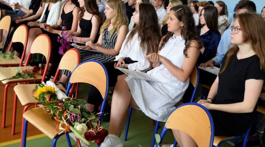 Zakończenie roku szkolnego zespół szkół nr 1 ndg (24)