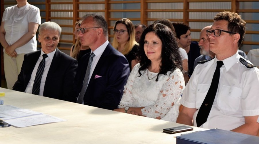 Zakończenie roku szkolnego zespół szkół nr 1 ndg (5)