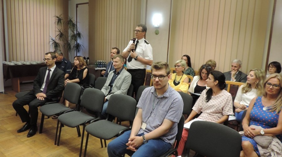 sesja rady powiatu nowodworskiego (15)