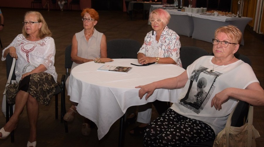 Uniwersytet Trzeciego Wieku zakonczenie starosta nowodworski (8)