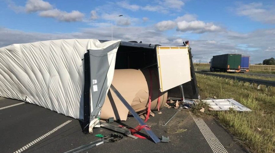 wypadek tira s7  (7)