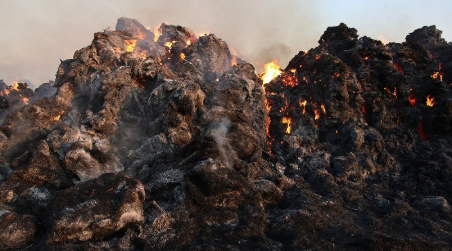 fot.Krzysztof Firko pożar sterty słomy (29)