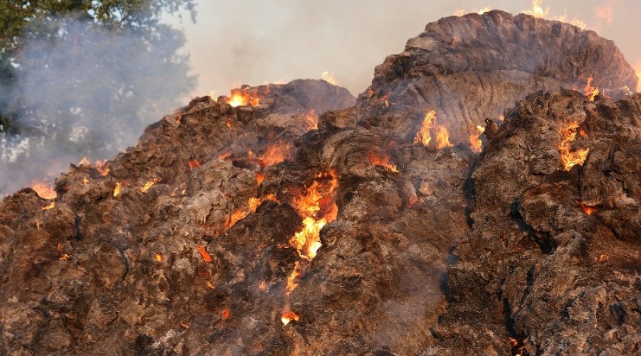 fot.Krzysztof Firko pożar sterty słomy (31)