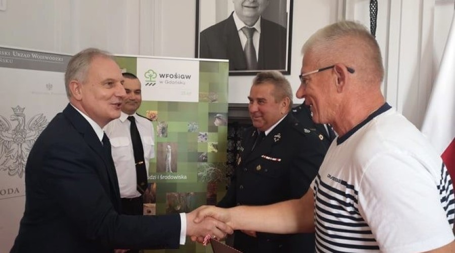 nowy sprzet dla strazaków (9)