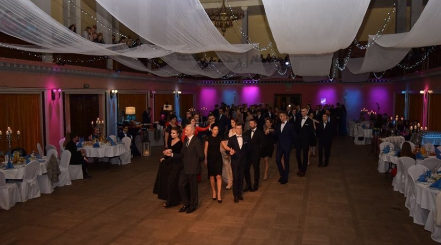 studniówka liceum 2019 r (47)