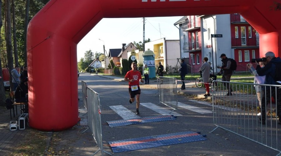 bursztynowy-bieg-i-marsz-nordic-walking-w-sztutowie057