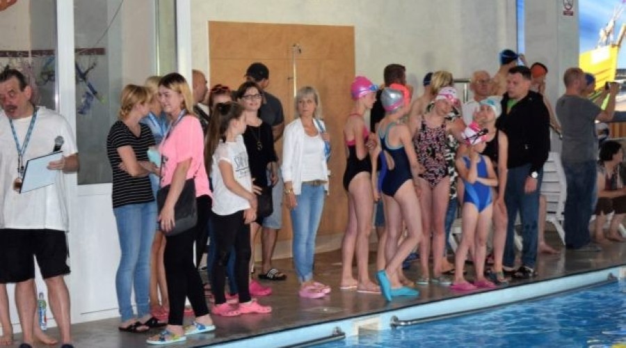 Międzyszkolne zawody pływackie stegna (20)