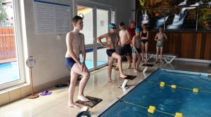 Międzyszkolne zawody pływackie stegna (42)