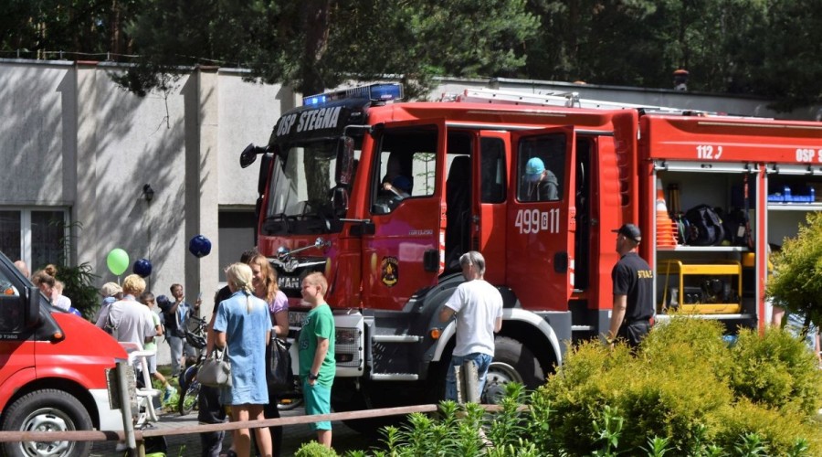 Stegna. Festyn zawody plywackie (8)