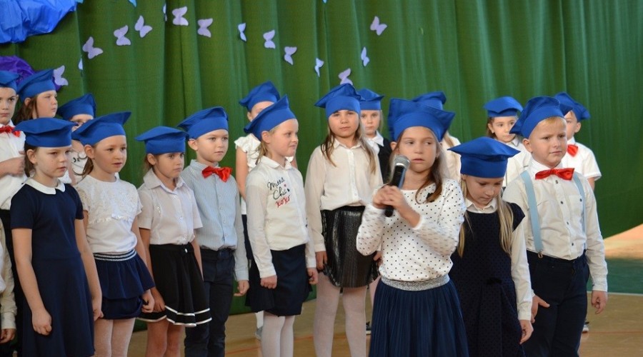 Uroczystość pasowania na ucznia w Szkole Podstawowej w Sztutowie (6)