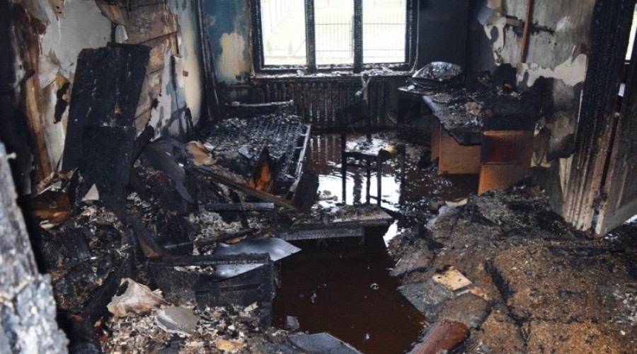 Izbiska-dom-po-pożarze-28