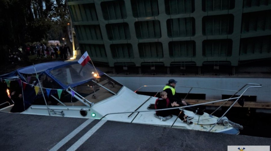 otwarcie mostu zwodzonego nowy dwór gdański (46)